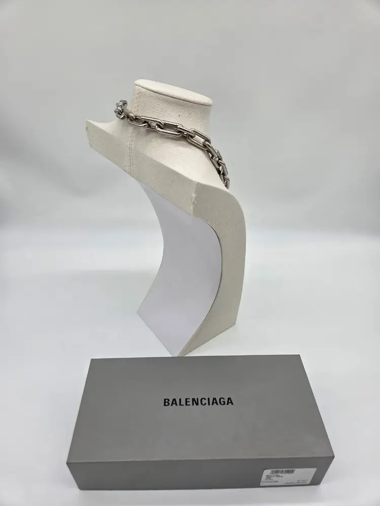 발렌시아가 B로고 체인 목걸이 이미지