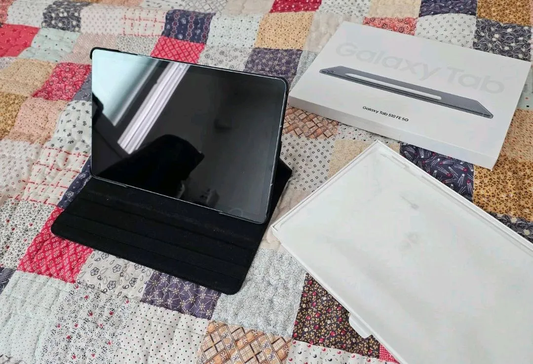 삼성 갤럭시탭 S10 FE 5G 셀룰러 자급제/ 회전가죽케이스/고속충전셋 이미지