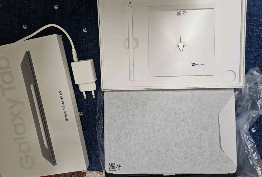 삼성 갤럭시탭 S10 FE 5G 셀룰러 자급제/ 회전가죽케이스/고속충전셋 이미지