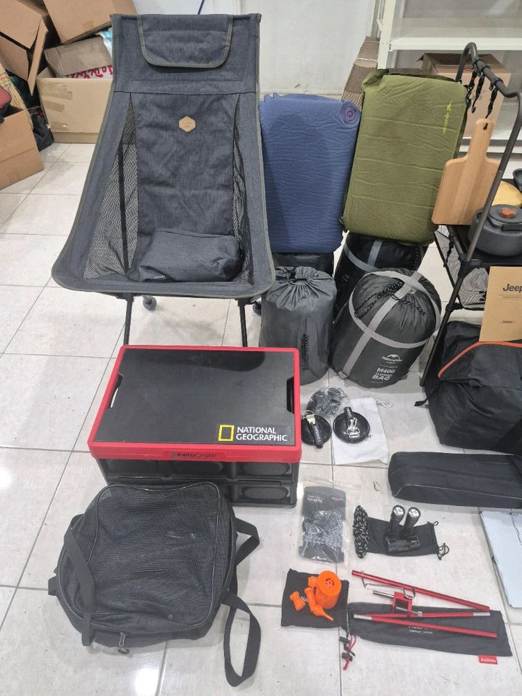 Jeep 텐트 캠핑용품 낚시 캠핑 풀풀풀 커플세트 다수 미사용 S급 난로 의자 자충매트 침낭 등 이미지