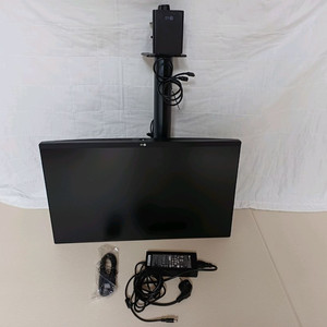 LG 27인치 와이드 QHD 모니터 이미지