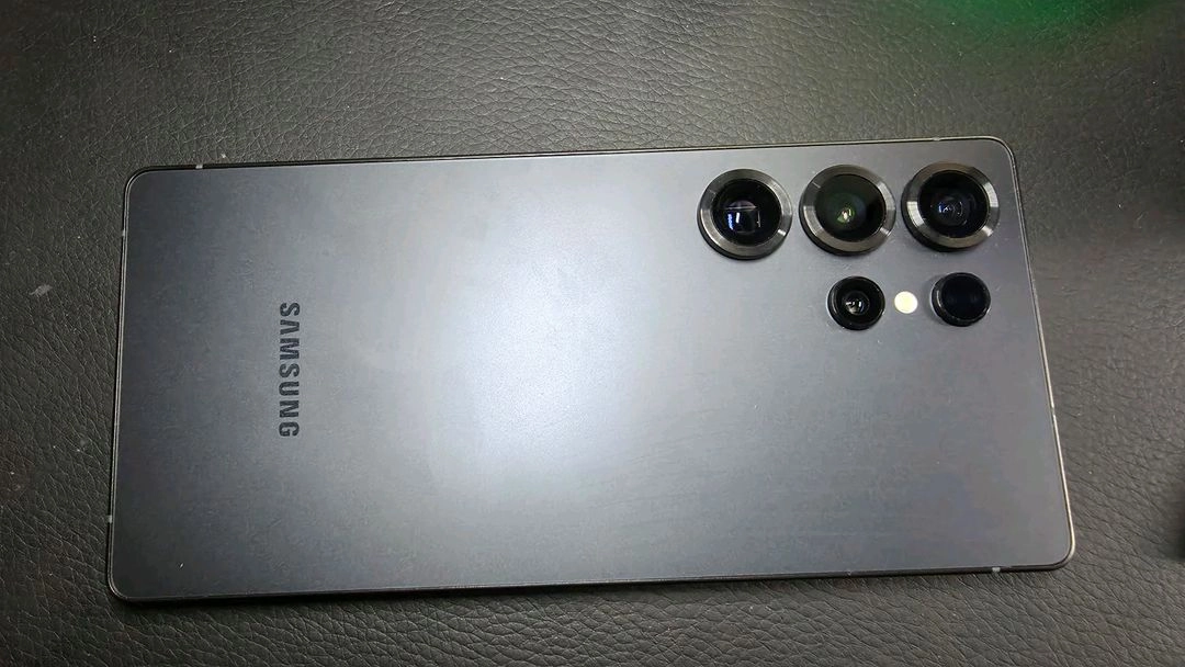 갤럭시 S25 울트라 512GB 제트블랙 자급제(삼성닷컴 전용컬러) 이미지
