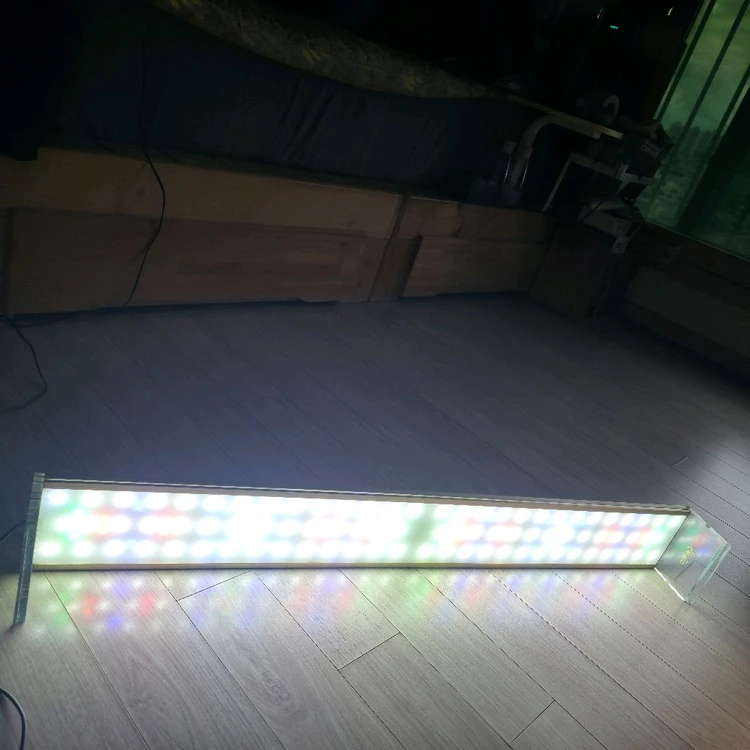 센트로 C5 900 LED 조명 이미지