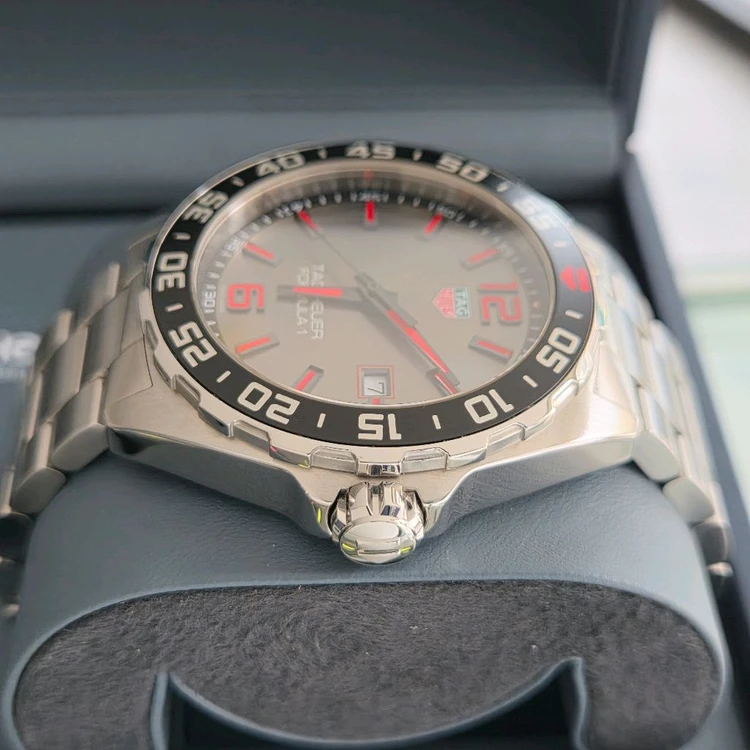 태그호이어 포뮬러1 43mm 쿼츠 WAZ1018(2020년식) 이미지