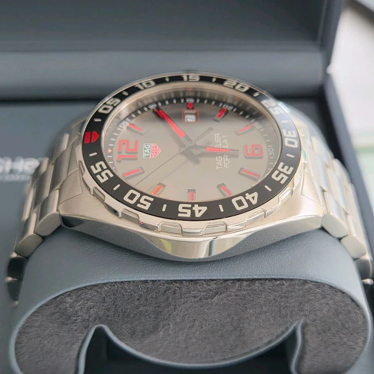 태그호이어 포뮬러1 43mm 쿼츠 WAZ1018(2020년식) 이미지
