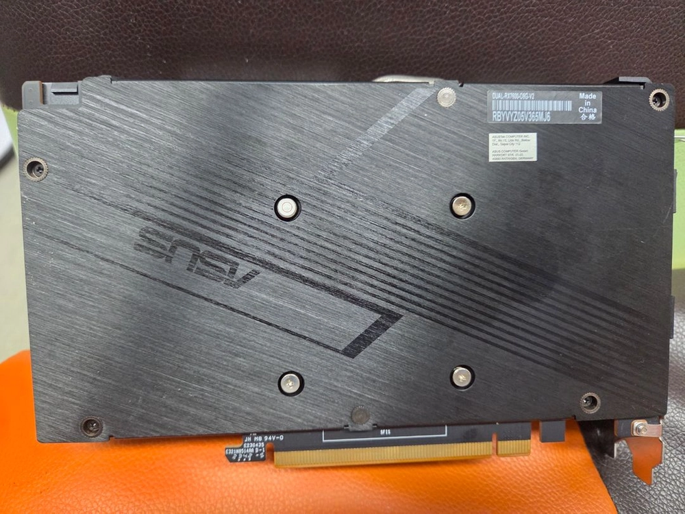 아수스 RX7600 팝니다 이미지