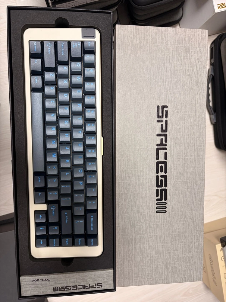 [빌드완료 미사용] Graystudio SPACE65 III 소야(Soya) 핫스왑 커스텀 기계식 키보드 이미지