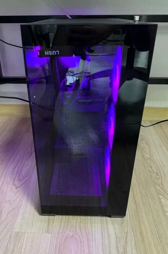 이엠텍 지포스 RTX 4060 Ti STORM X Dual OC D6 8GB 게이밍 컴퓨터 본체 이미지