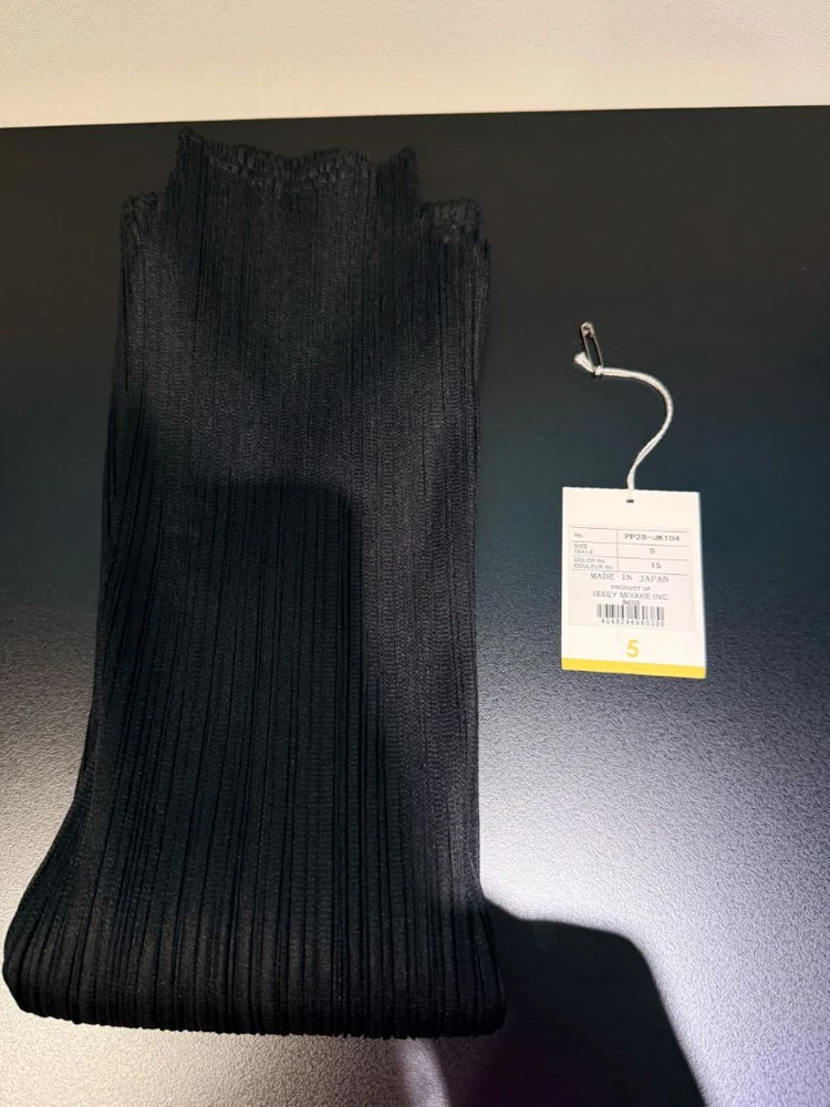 [새상품] 플리츠플리즈 베이직 하이넥 탑 jk104 블랙 5size 이미지