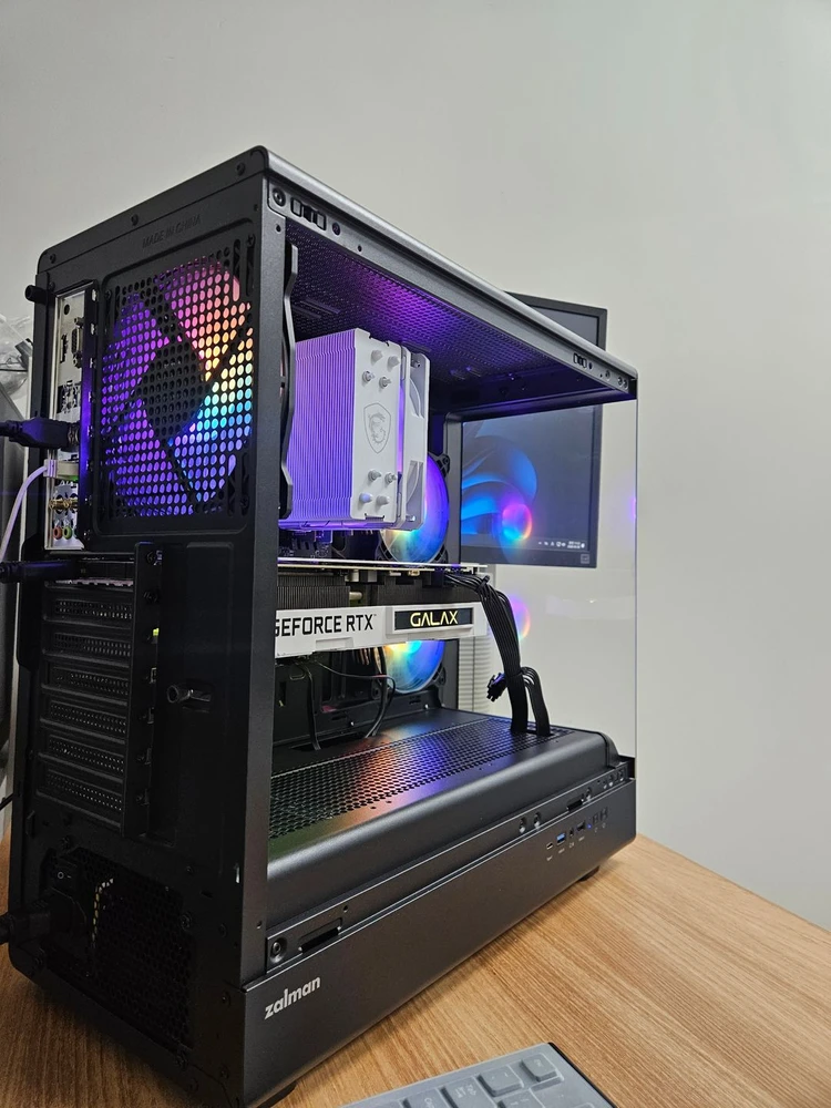 5700X RTX 4060 데스크탑 팝니다 이미지