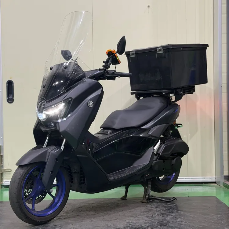 야마하 nmax125 25년식 3만km 배달셋팅스쿠터 저렴하게 판매합니다 이미지