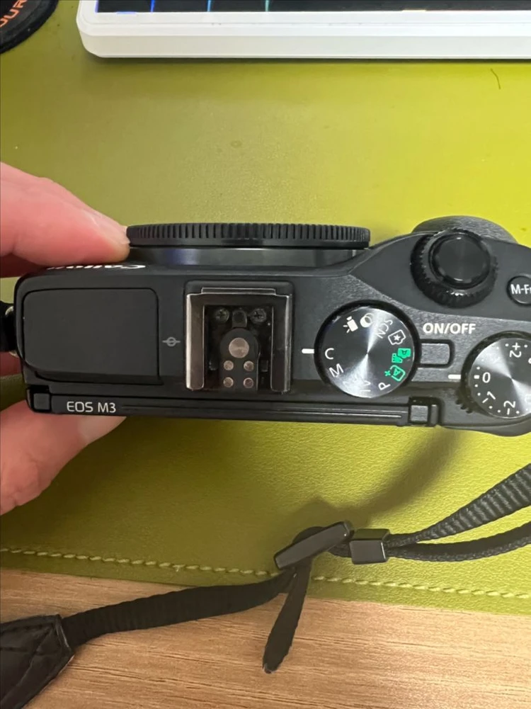 캐논 EOS M3 + 15-45mm 렌즈 (128GB 포함) 이미지