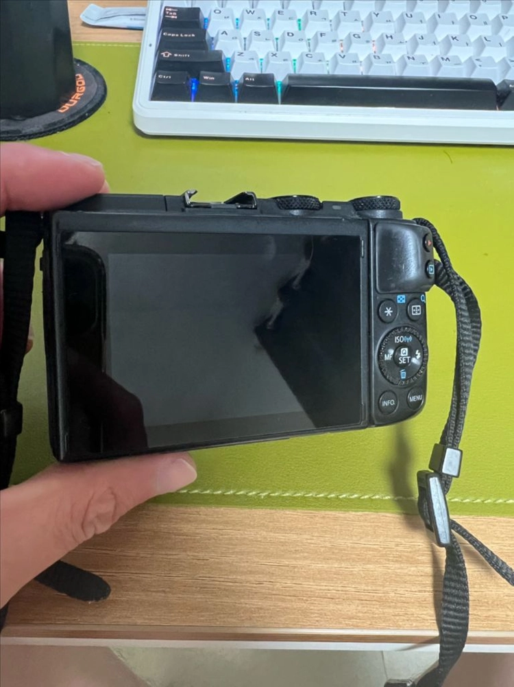캐논 EOS M3 + 15-45mm 렌즈 (128GB 포함) 이미지