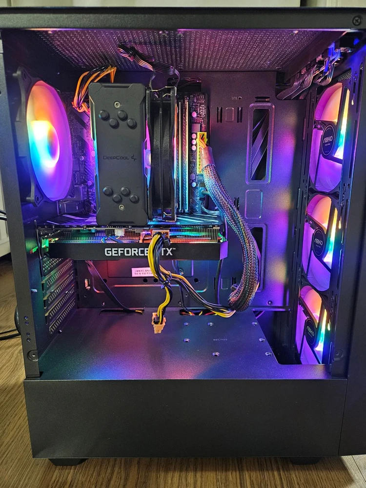 i5 13400 RTX 3050 데스크탑 팝니다 이미지