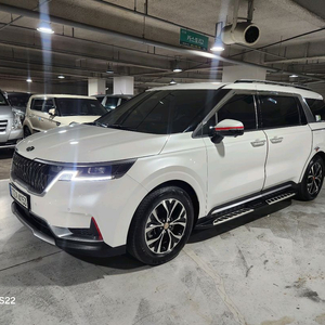 카니발4세대 9인승 시그니처 2021 년식색상: 흰 색 주행거리: 30,000 km 이미지