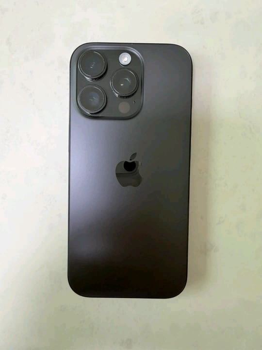 아이폰16프로 256GB 블랙 자급제 이미지
