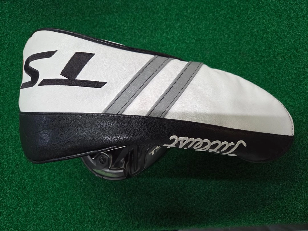 Titleist 타이틀리스트 TSi3 드라이버 헤드 이미지