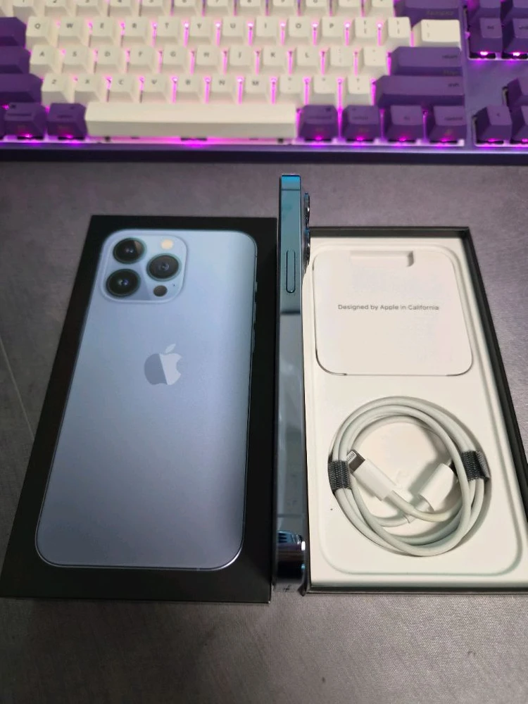 아이폰 13프로 256gb 시에라 블루 이미지
