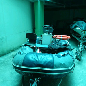 선데이마린 SDN300 고무보트와 EVINRUDE 미국산15마력 엔진 세트 이미지