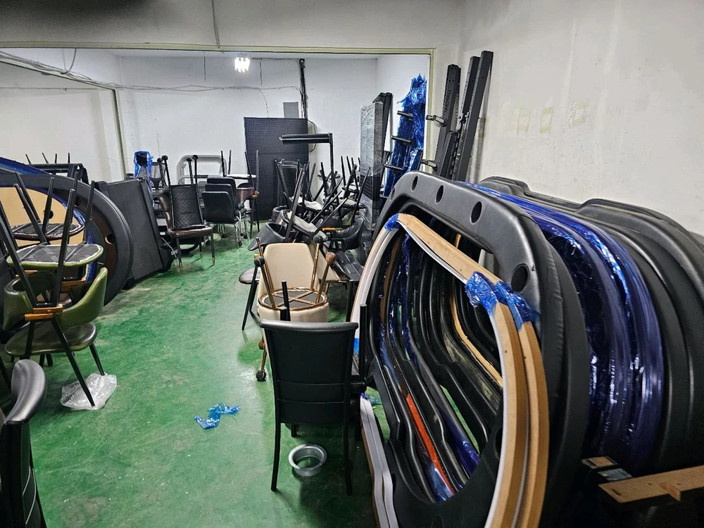 판매중)상태좋고 다양한 홀덤테이블 포커테이블 판매합니다 이미지