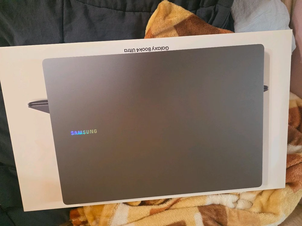 갤럭시북4 울트라 프로 RTX4050 램32GB 울트라7 고사양 노트북 이미지