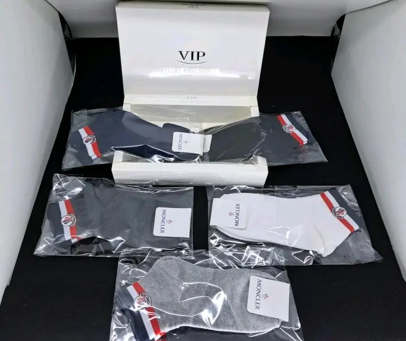 MONCLER 골프양말 5켤레 한세트 이미지