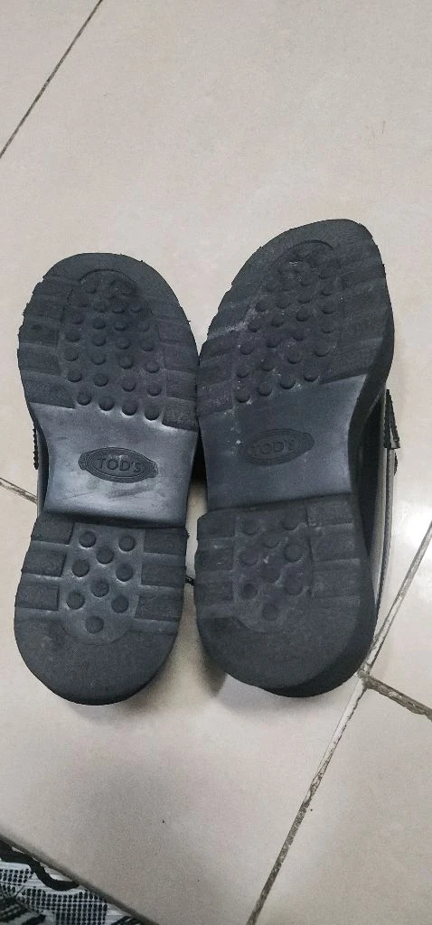 토즈 TODS 여성 로퍼 230/ 루이비통 슬립온 이미지