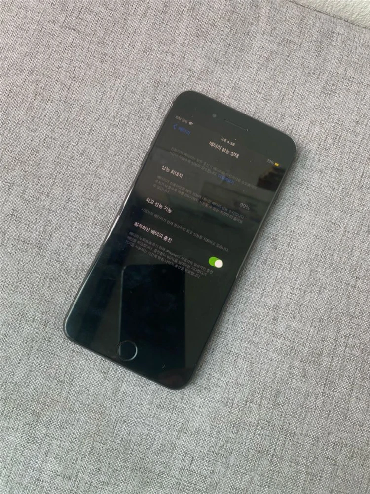 급처아이폰 7 플러스 블랙 A급!순정배터리 99%128GB(액정 새걸로 교체 완료) 이미지