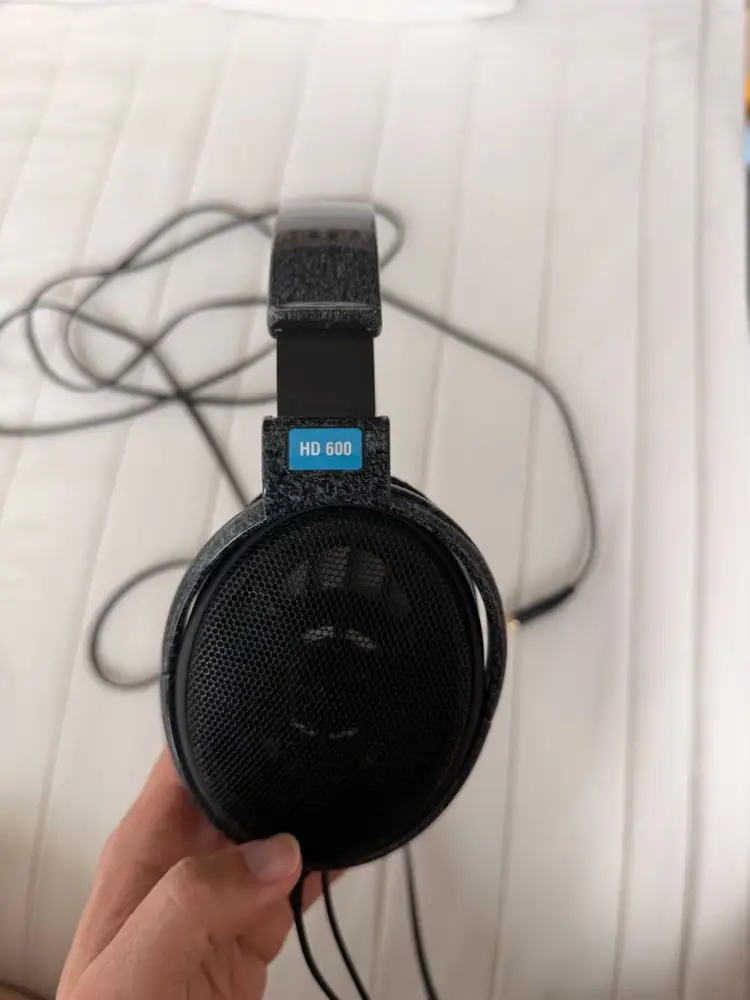젠하이저hd600 돌솥 (패드, 헤어밴드 정품 새로 교체) 이미지
