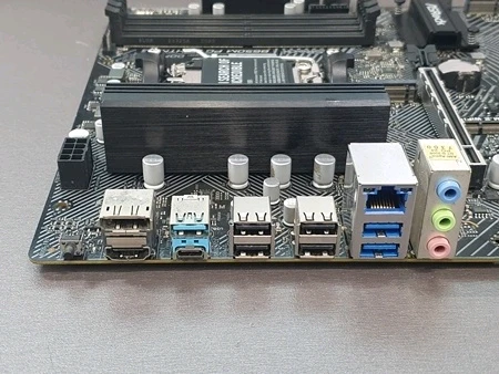 [A/S 잔존] ASRock B650M PG LIGHTNING 메인보드 판매합니다 이미지