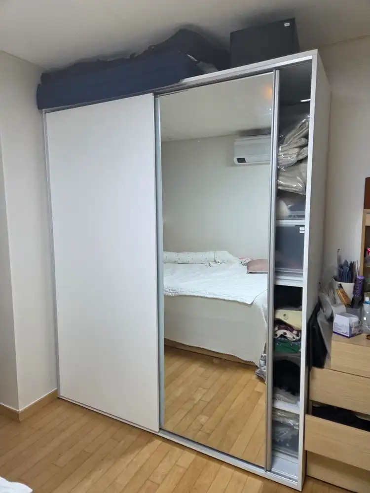 아기침대+아기옷장+아기책장+옷장+수납장+화장대+시스템가구+책장5단 이미지