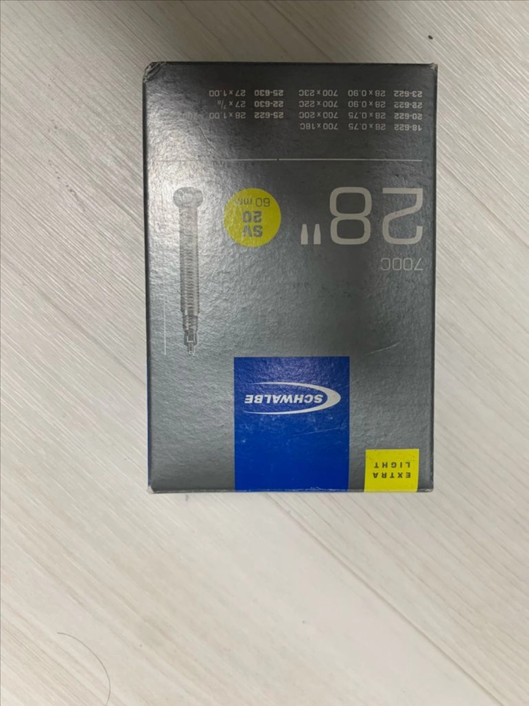 새상품 슈발베 로드자전거 튜브 28인치 700C SV20 경량 튜브 밸브 길이 50/60mm 2개 일괄 팔아요. 이미지