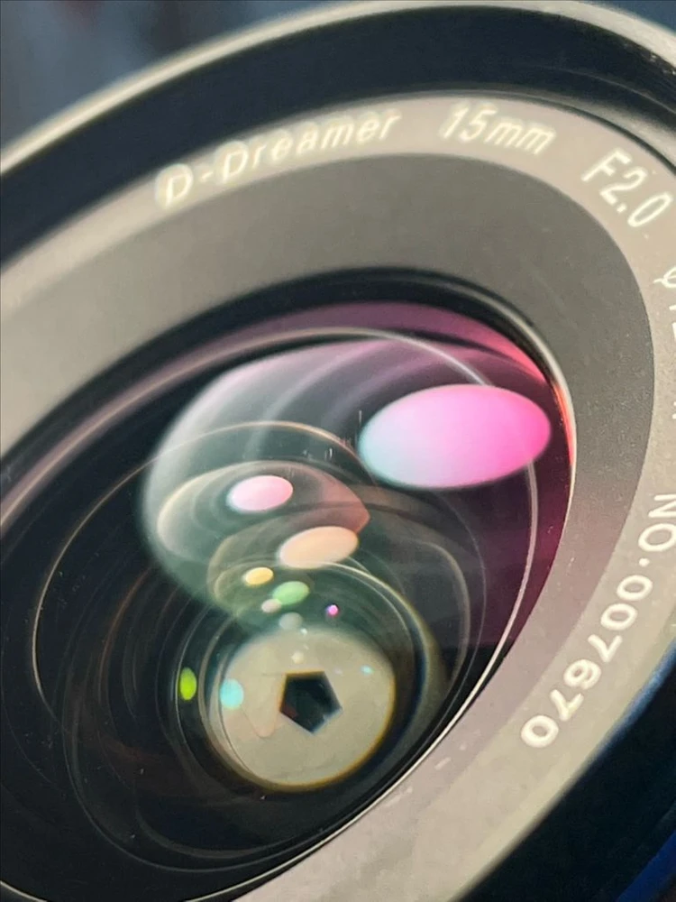 라오와 15mm f2 니콘마운트 이미지