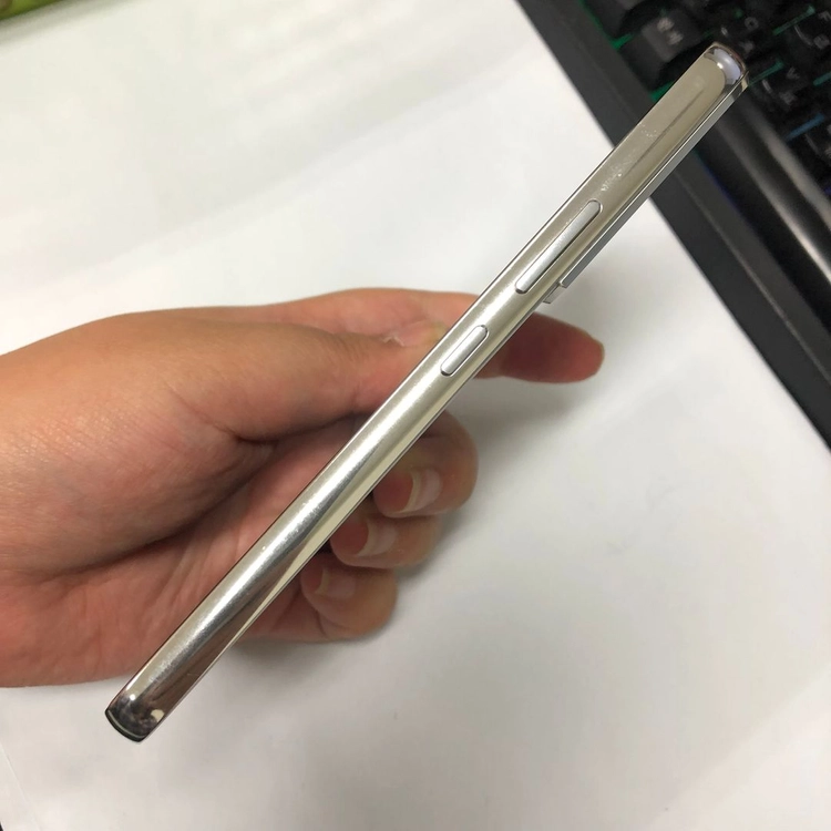 .갤럭시S22 256GB 화이트 SK 무잔상 AA급 중고폰 기능정상 214764 이미지