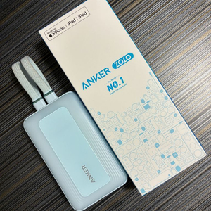 앤커 졸로 맥고 파워뱅크 10000mAn 보조배터리 이미지