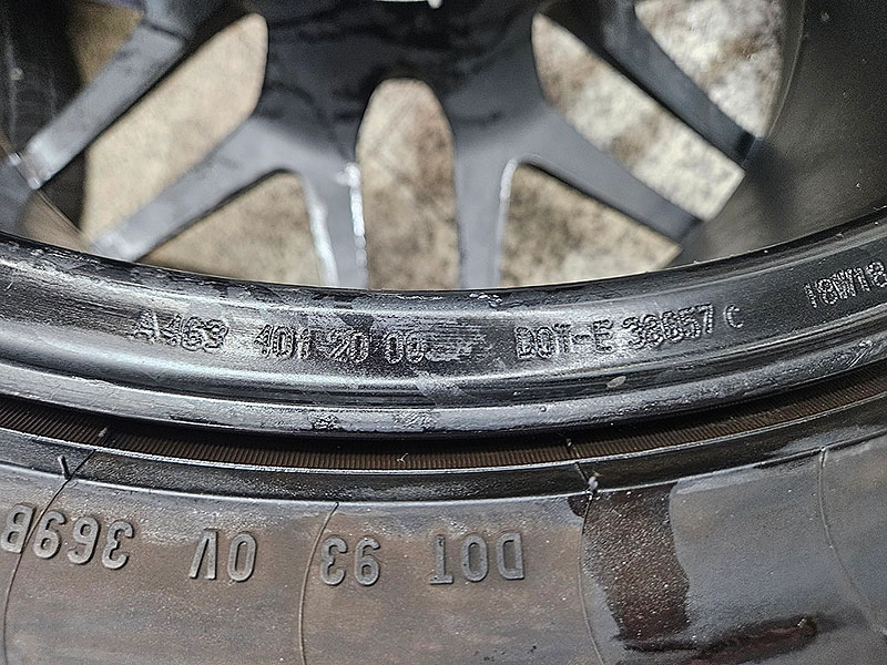 벤츠 W463A G63AMG 퍼포먼스에디션 22인치 휠타이어 셋트 이미지