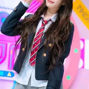 한림예고 여자 교복 구합니다 이미지