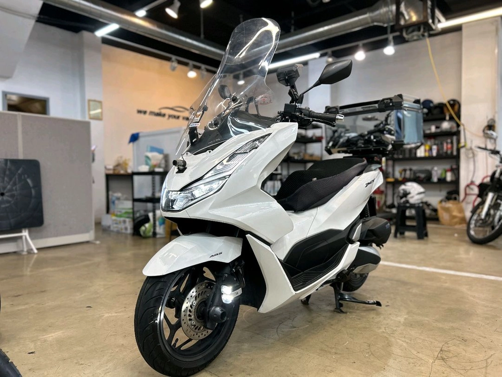 혼다 PCX125ABS 24년 1만km 풀옵션차량 이미지
