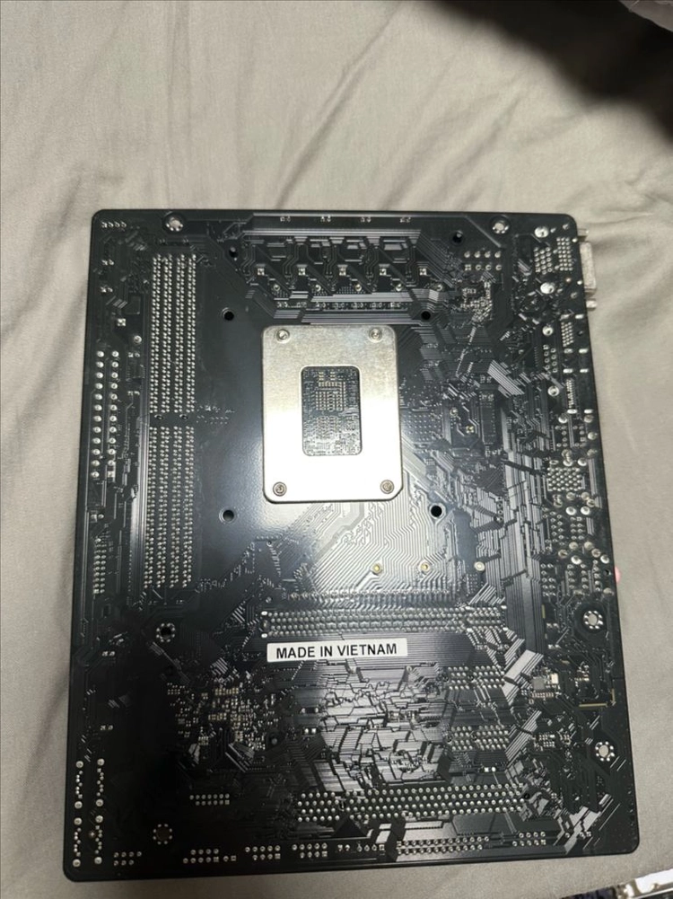 ASRock B660M-HDVP/D5 메인보드 이미지