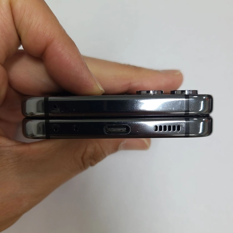 갤럭시 Z플립5 블랙 256GB SK 무잔상 A급 중고폰 213331 이미지