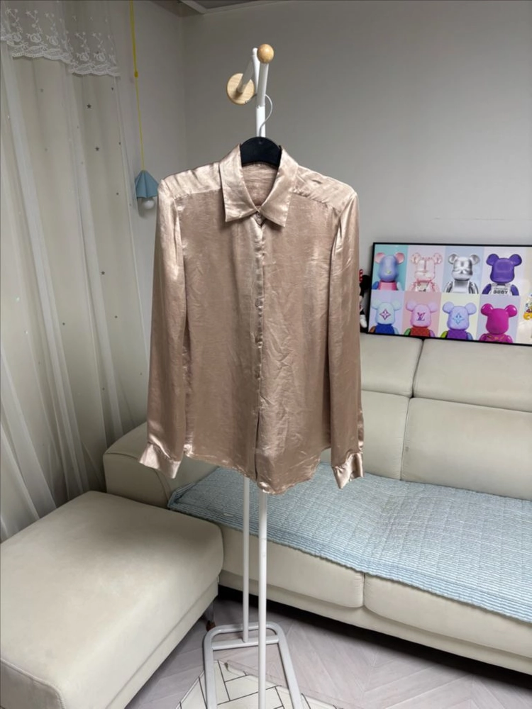 띠어리 블라우스 이미지