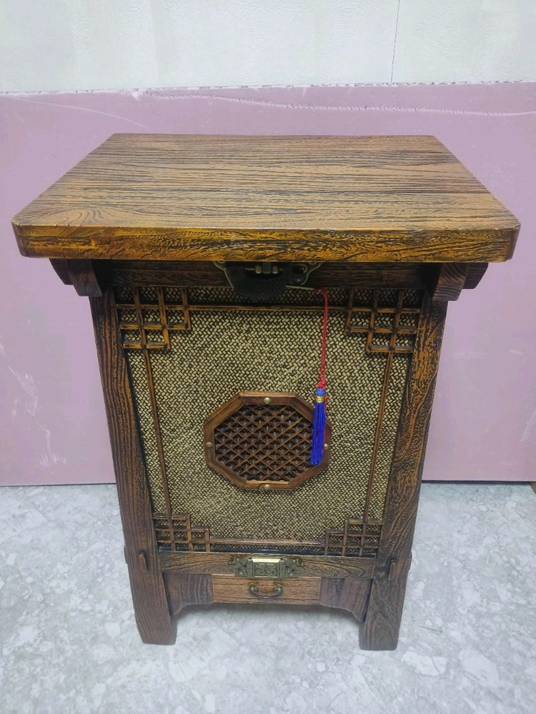 럼블코리아 오동나무 뒤주 (40kg), 어형자물쇠 이미지