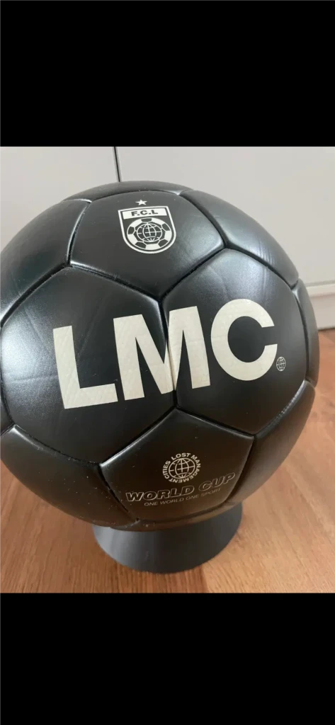 엘엠씨 LMC 2022 카타르 월드컵 기념 한정 축구공 굿즈 이미지