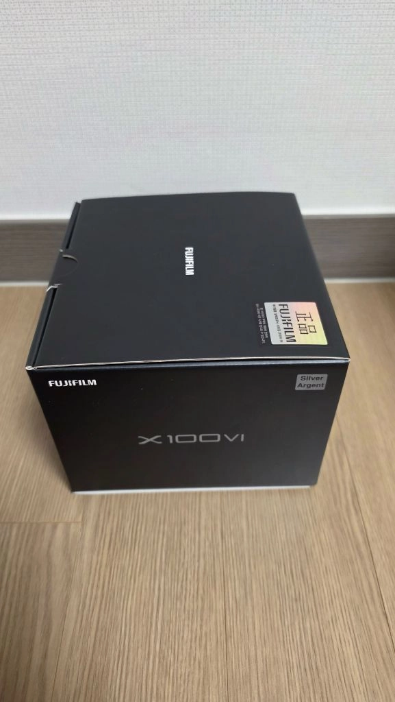 후지필름 X100VI 실버 미개봉 판매합니다 이미지