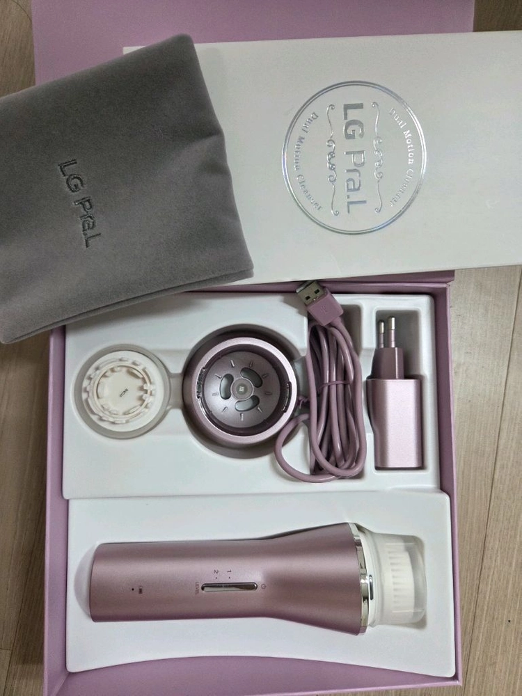 LG 프라엘 듀얼 모션 클렌저 로즈골드 이미지