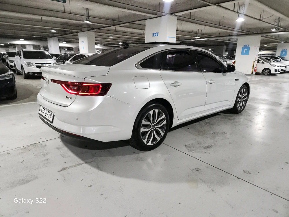 SM6 GDe LE 2016년식 79,000km 이미지