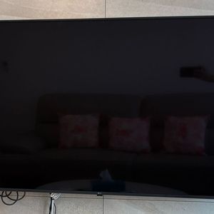 LG 55UR642S0NC 55인치 벽걸이 TV 이미지