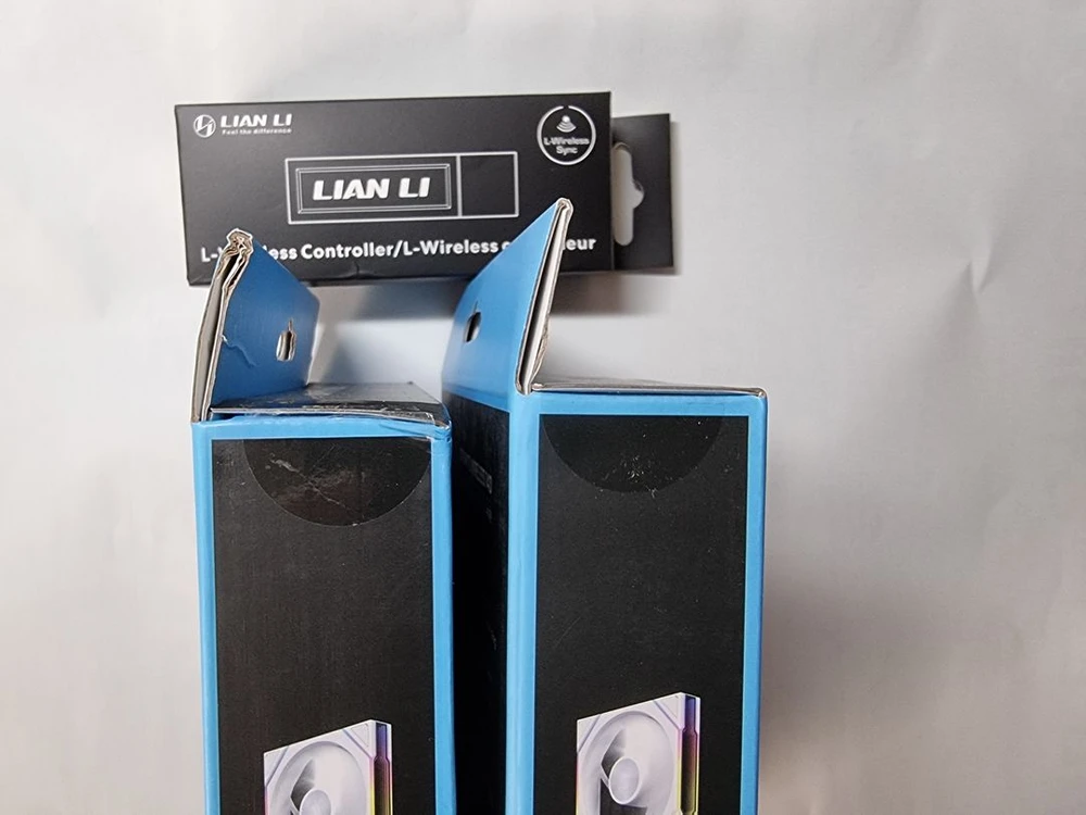 리안리 UNI FAN TL Wireless 140 리버스 화이트2개+컨트롤러 이미지