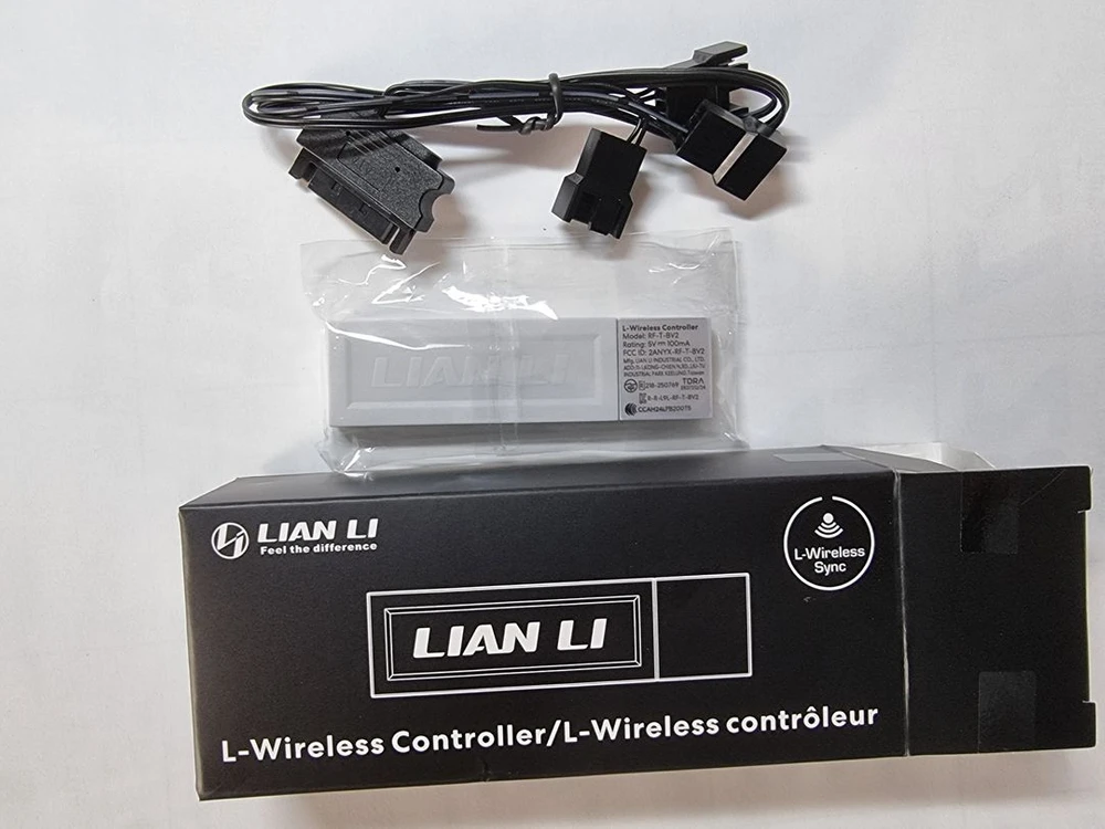 리안리 UNI FAN TL Wireless 140 리버스 화이트2개+컨트롤러 이미지