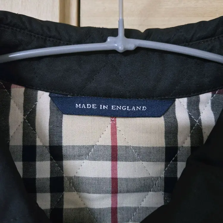 버버리 런던(BURBERRY LONDON) 퀼팅 자켓 블랙 이미지
